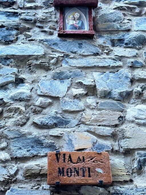 Romantic Home Stone With Amazing View Lake Of Como And Oleandra Laglio Eksteriør billede