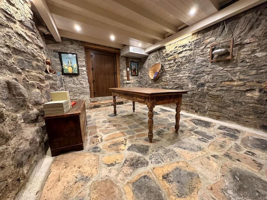 Romantic Home Stone With Amazing View Lake Of Como And Oleandra Laglio Eksteriør billede