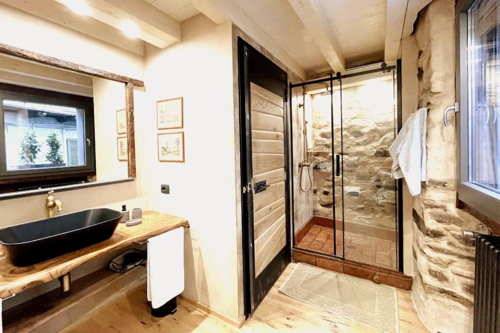 Romantic Home Stone With Amazing View Lake Of Como And Oleandra Laglio Eksteriør billede